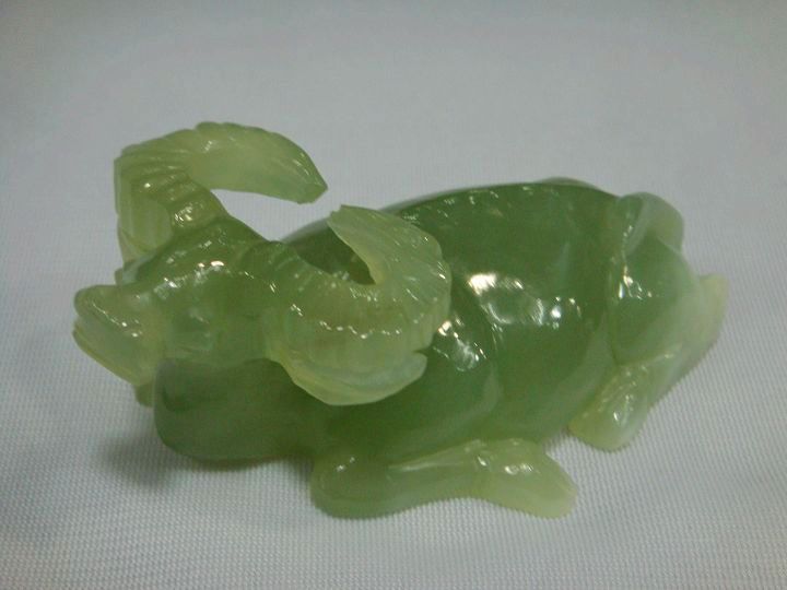 ţ